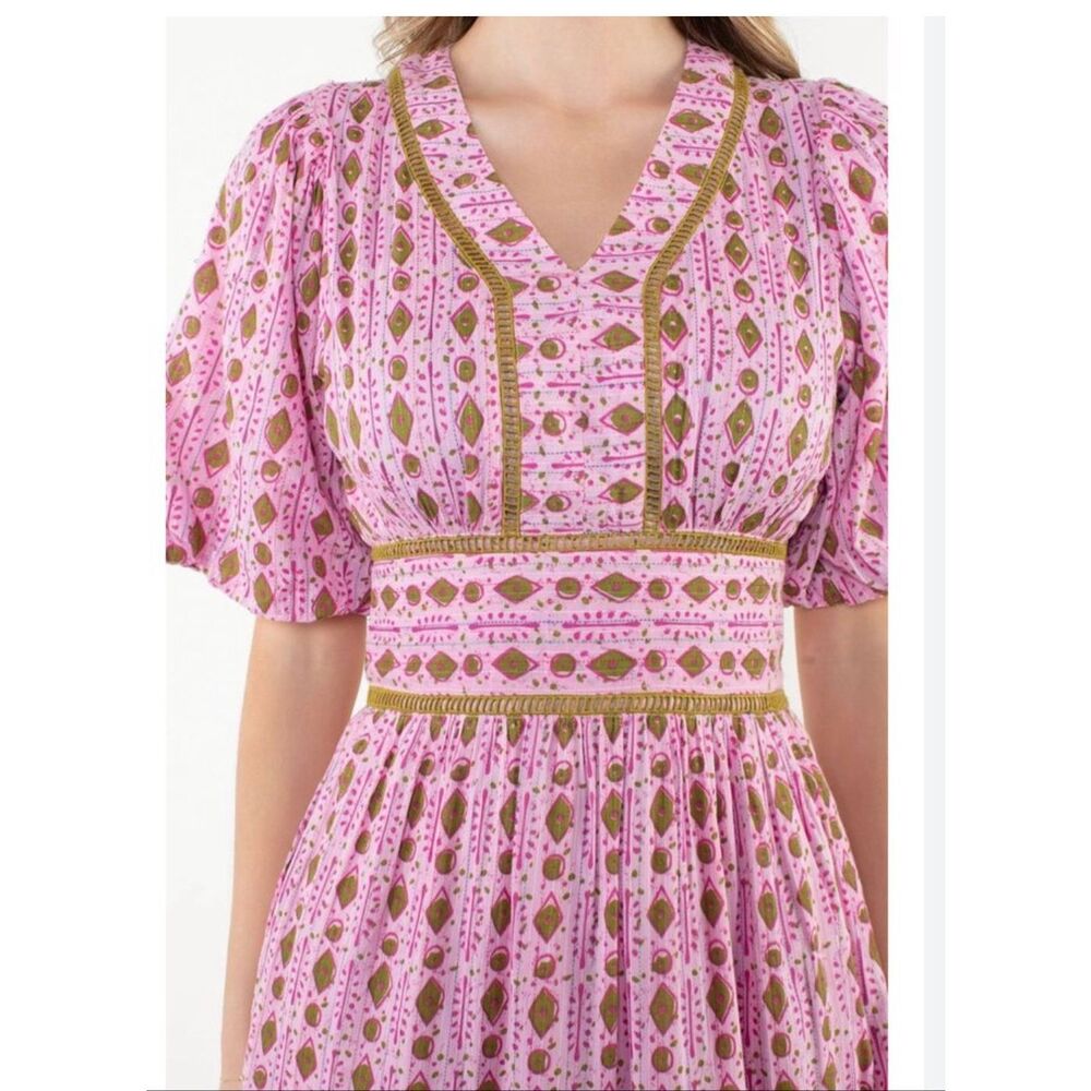THML Mourine Tiered Dress Lg Pink Olive Green Geometrical